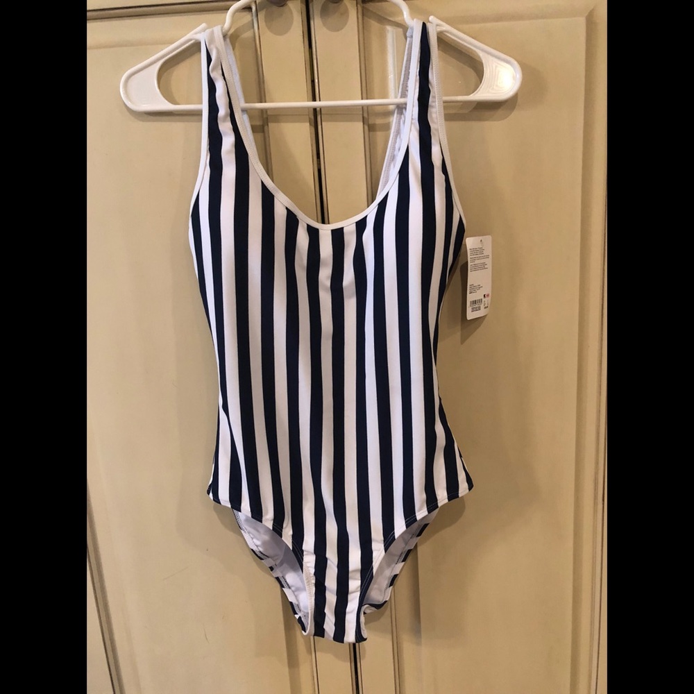 Swim Mixers Ladies Swimwear-Size Medium-Never Worn
